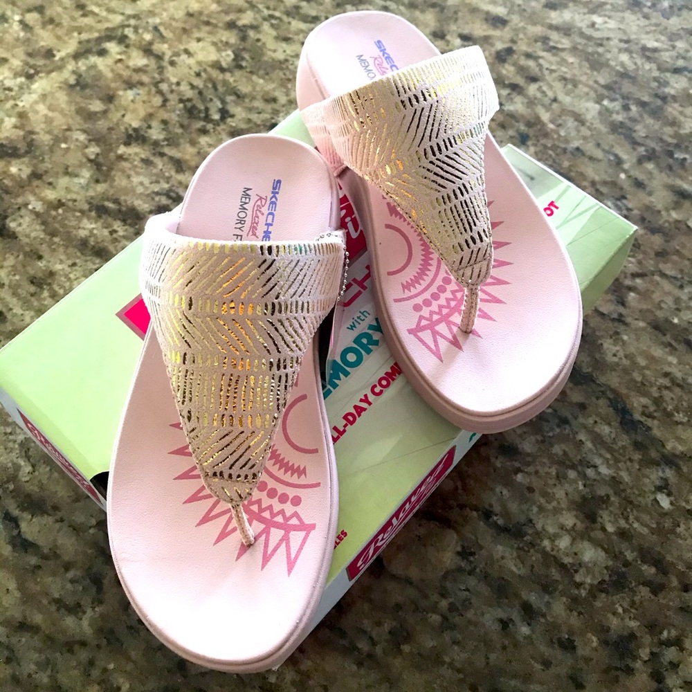 🌸Skechers memory foam Sandals 🌸